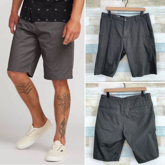 Volcom Frickin Chino Shorts Gray 10.5 Inseam Cotton Relaxed Fit Casual Mens 32 - Picture 1 of 9